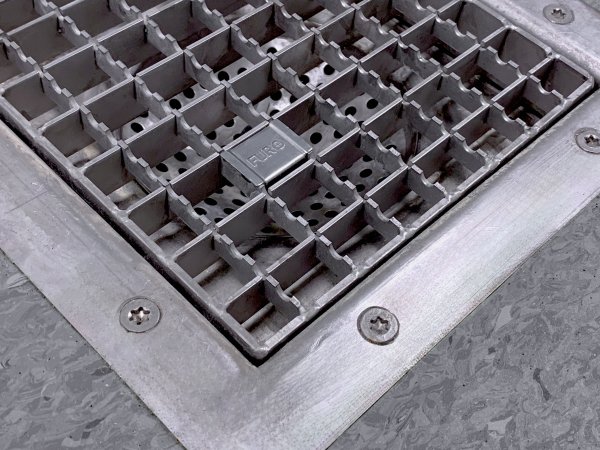 Golvbrunn FURO104 173x173mm Betong botten 110mm