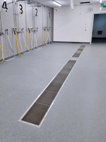 Golvränna, bredd 300 mm FURO 117 Längd 500-20000mm L15 