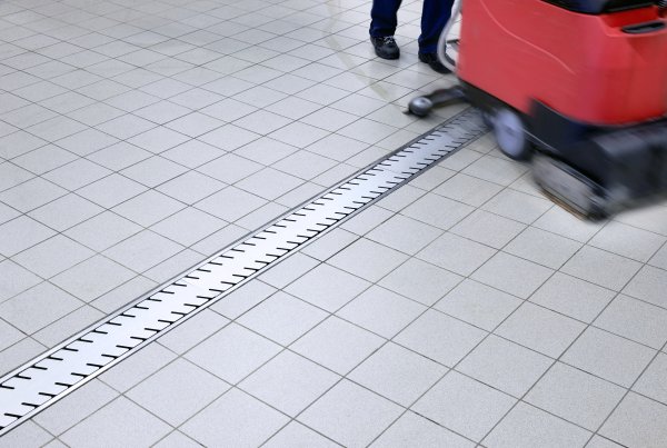 Verkstadsränna FURO 150-02 bredd 150mm Längd:500–18 300mm M125