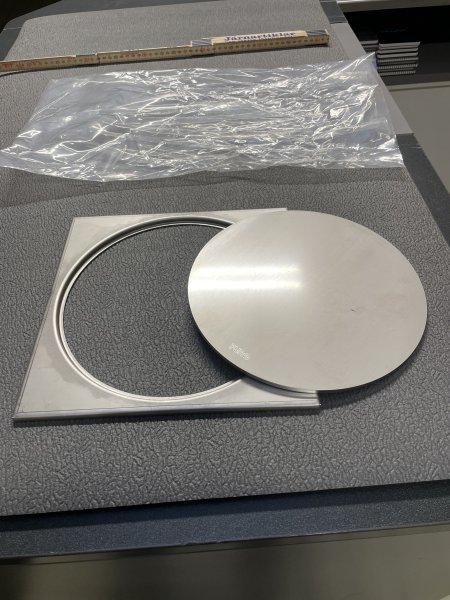 Klinkerram 250x250mm med kraftig sil diam225mm t=5mm